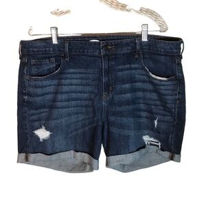 Old Navy women’s denim jean shorts slim MIDI dark size 16 distressed high waist